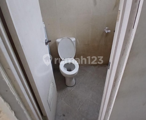 For Rent: 2-Story Shop House in Pondok Kopi, Duren Sawit 2