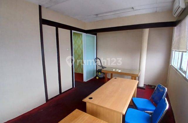 Disewakan Office Space , Luas 54m2 di Wisma Gondangdia Lama, Menteng 2