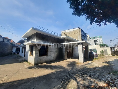 Disewakan Ruang Usaha  Luas 420m2 di Jl. Proklamasi , Menteng