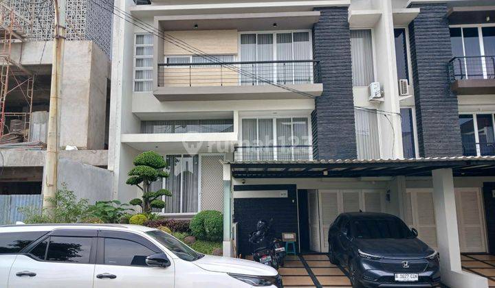 Rumah Bagus Semi Furnished 9x17 di duta garden , Duta Garden 1