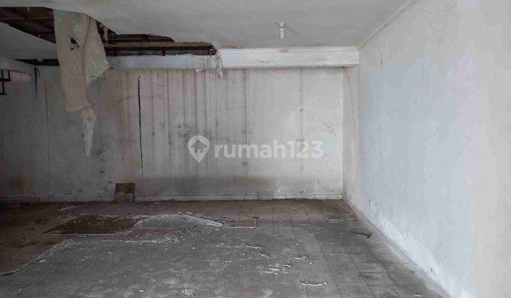 Rumah 2 lantai, hdp selatan, 8x15, di Mutiara palem 2