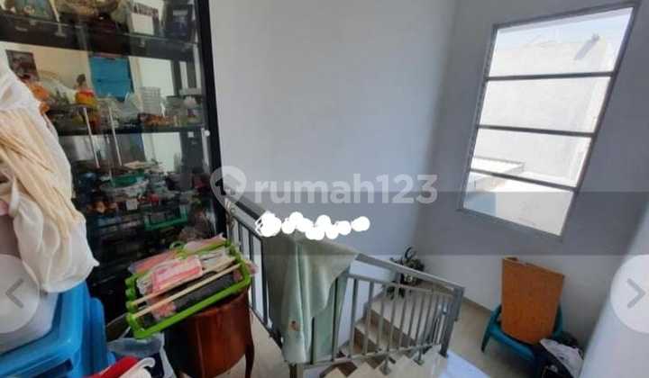 Rumah hdp timur, 6x20, 2 lt, di Duta Garden 2