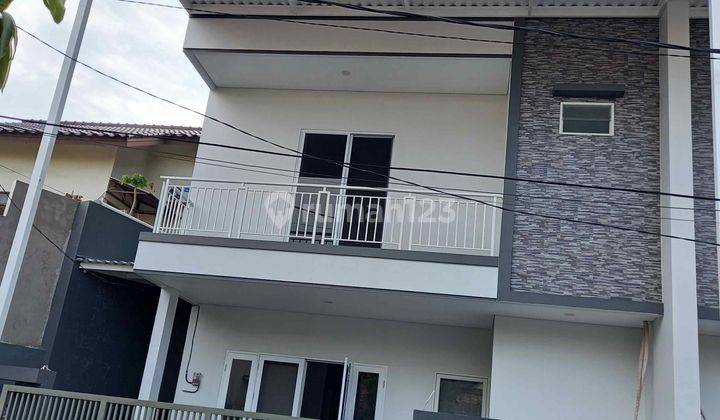 Rumah 2.5 lt, baru, hdp timur di Duta garden 1