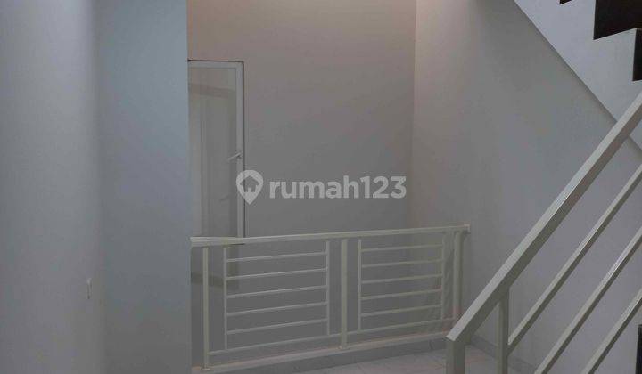 Rumah 2.5 lt, baru, hdp timur di Duta garden 14