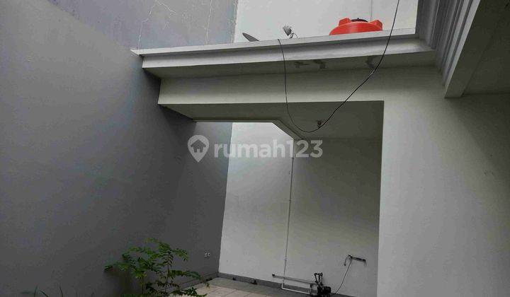 Rumah Sewa 9x20, 2 Lt, 3 Ac Duta Garden 2