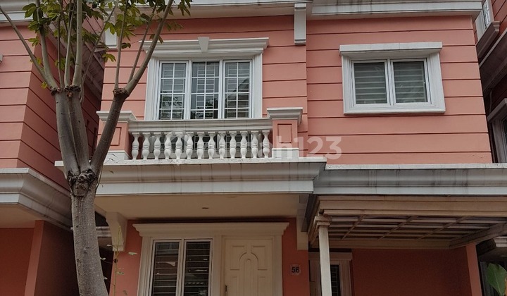 Rumah 3 Lantai di cluster Omaha Vilage 2, Gading Serpong