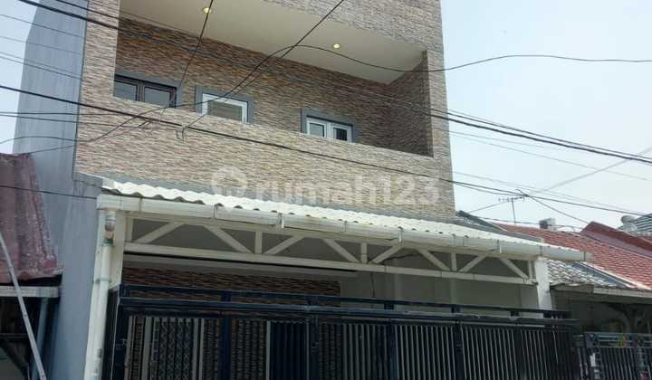 Dijual Rumah 3 Lantai Shm Hdp Utara Citra Garden 2 Dijual Rumah 3 Lantai Shm Hdp Utara Citra Garden 2