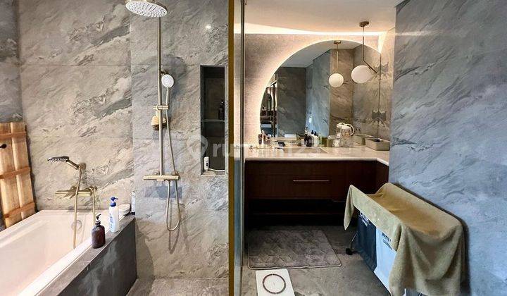 Jual Luxury Penthouse Luas 254 M2 di Hegarmanah Residence 9