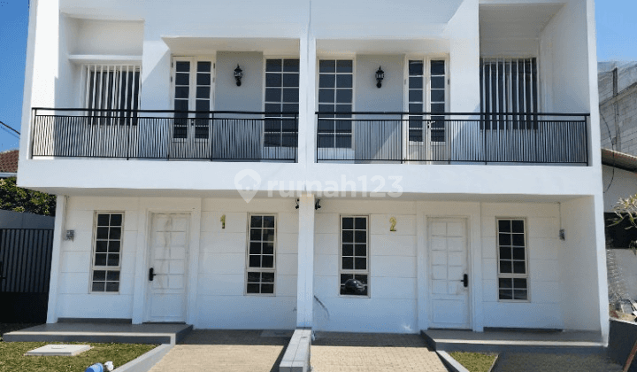 Rumah Baru 2 Lantai di Dago Asri, Istana Dago Town House  1