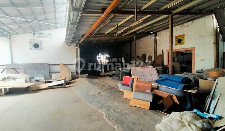 Dijual Cepat Gudang dan Kantor ex Workshop  7