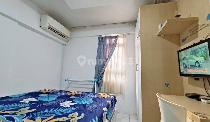 Disewakan Unit Studio Full Furnished Siap Huni Modern Golf Apartemen  2