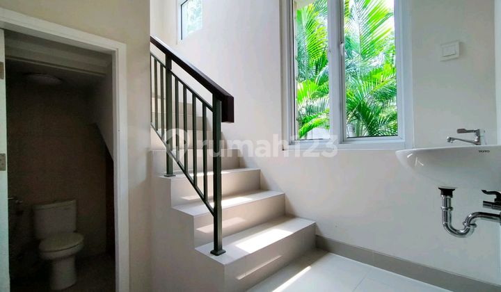 Dijual Segera Rumah 2 Lantai Samara Village Dijual Segera Rumah 2 Lantai Samara Village