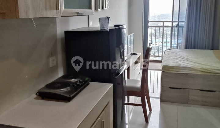 Disewa Unit Studio Full Furnish Dekat Kampus dan Exit Tol 1