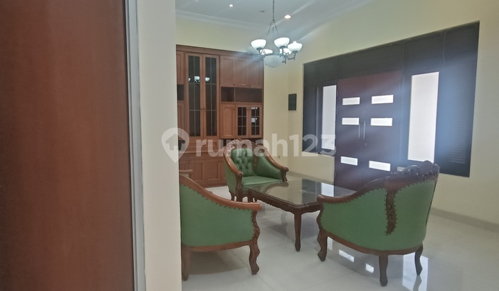 Disewa Rumah Siap Huni Dekat Pusat Bisnis Dan Perkantoran