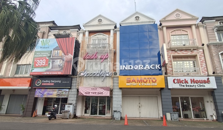 For Rent 3-Story Shop House in Front of Mall SMS