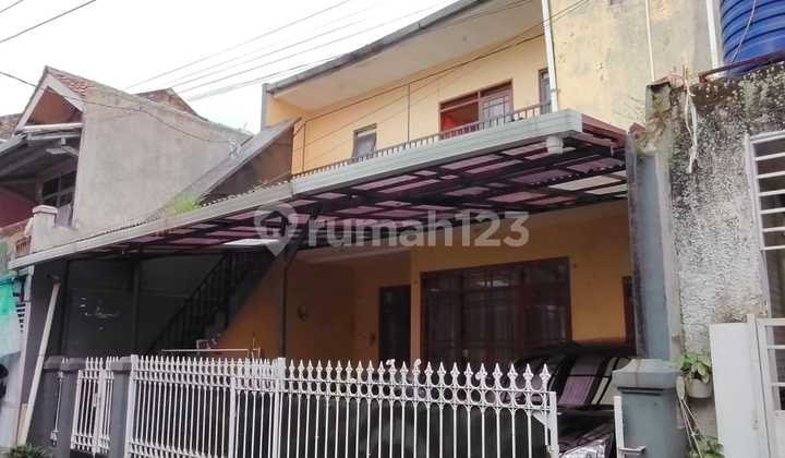 Rumah Murah Strategis pusat kota Kost 2 lantai di Karasak,Bandung Rumah Murah Strategis pusat kota Kost 2 lantai di Karasak,Bandung