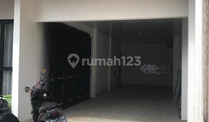 Rumah Mewah + Semi Furnished area cigadung sayap dago ITB  2