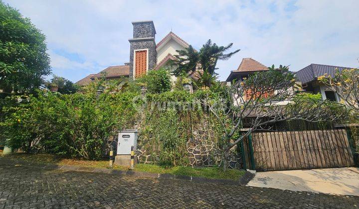 DISEWAKAN RUMAH MEWAH ETNIK, AESTHETIC & TERAWAT DI PAKUAN HILL  1