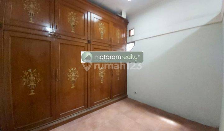Rumah di Sayap Jl.riau, Bandung Cocok Untuk Kantor 5
