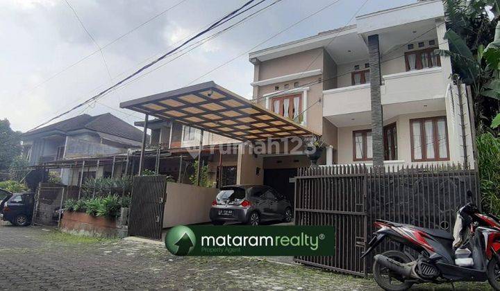 Rumah 2 Lantai Bagus Semi Furnished SHM di Jl.gegerkalong Tonggoh, Bandung 2