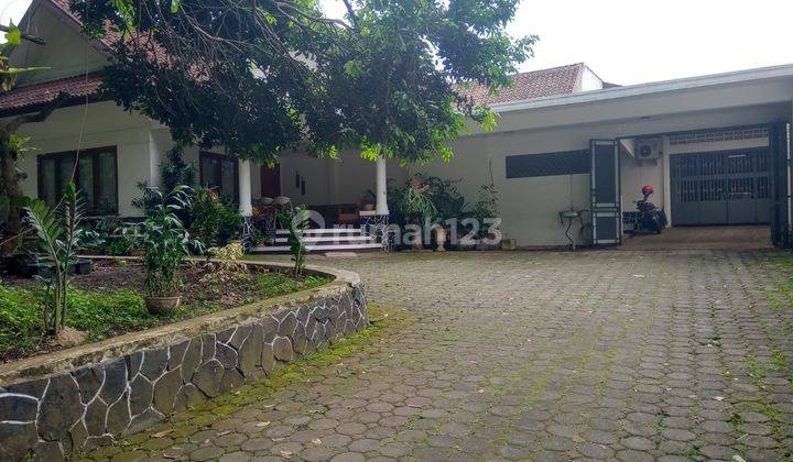 Rumah Bergaya Classic Jsayap Jalan Sukajadi Cocok U Resto Or Kantor 2