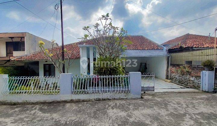 Rumah di Jalan ligar Cigadung  1 lantai furnished 2