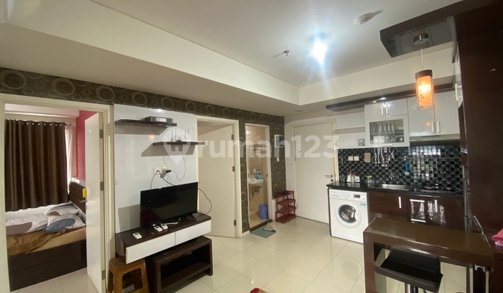 Parahyangan Residences Apartment, 3 Bedrooms, Well-Furnished, Free IPL.