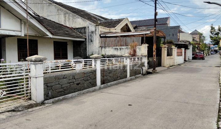 Rumah Unfurnished SHM Buah Batu, Bandung 2