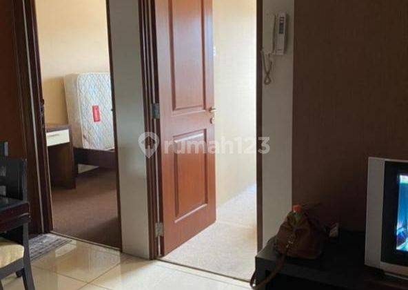 ruang keluarga apartment grand setiabudi 2 br