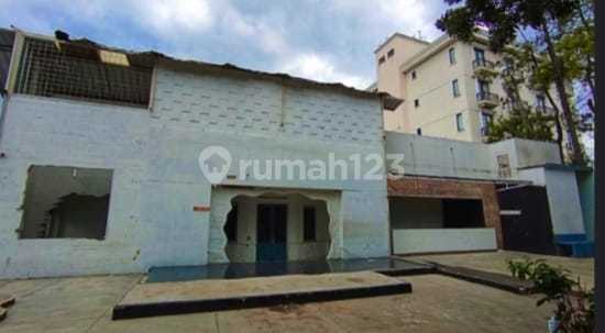 Commercial Space 300 m2 on main road Jalan Setiabudi, Bandung