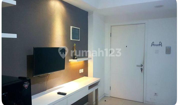 Murah !!Apartemen Parahyangan Residence 2 Kamar Tidur Furnished Bagus Lt 1
