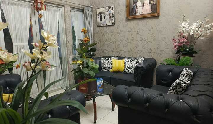 Rumah Full Furnished Bagus SHM Kota Baru Parahyangan Rumah Full Furnished Bagus SHM Kota Baru Parahyangan
