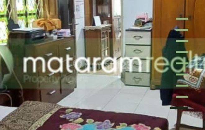 Rumah Kontrakan Joglo Semi Furnished SHM di Cigadung, Bandung 2