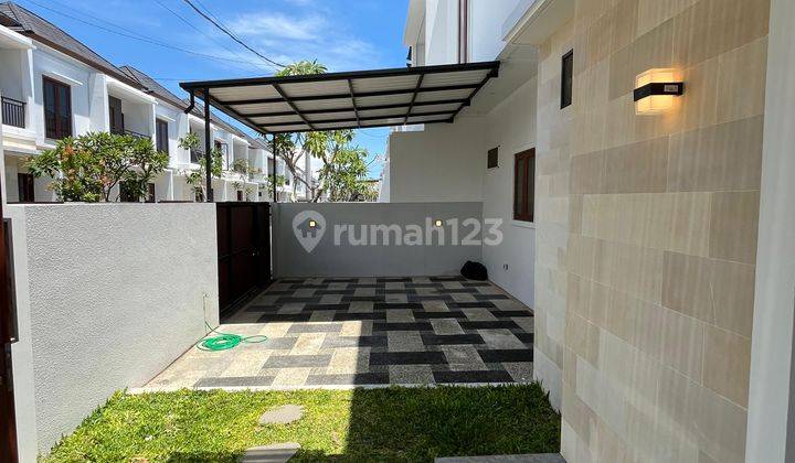 Jual Rumah Baru Minimalis Modern 2 Lantai Include Furnished HGB di Gang Pariudha, Kerobokan Kaja, Kecamatan Kuta Utara, Kabupaten Badung, Bali 80117, Badung 1