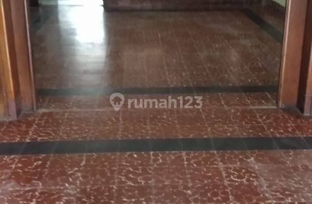 Rumah Bangunan Belanda di Sayap Dago Cocok Untuk Rumah Tinggal Kantor 10