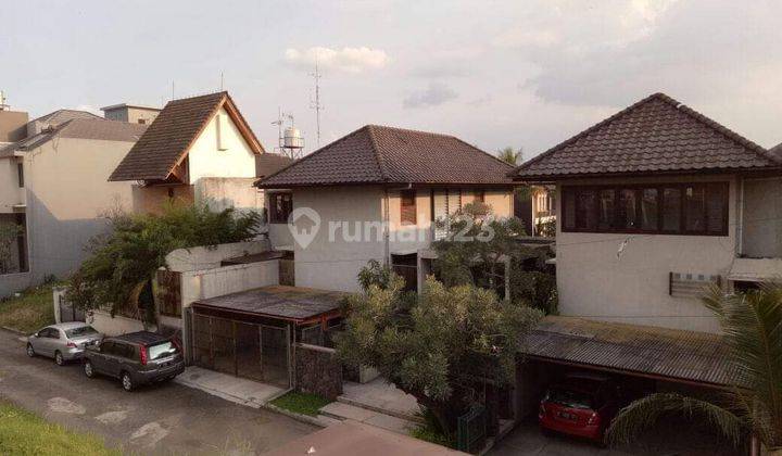 Rumah 2 Lantai di Setraduta Cocok Untuk Invest Lokasi Dekat Ke Maranatha 1