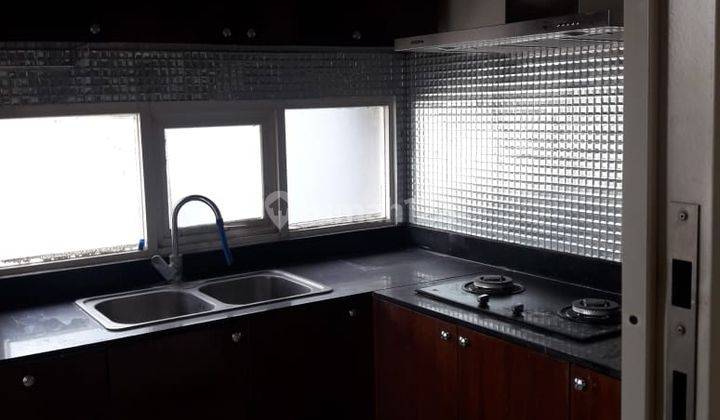 Rumah di Perum Villa Peganden Manyar Gresik Dijual Murah B.u 2 Lt 6
