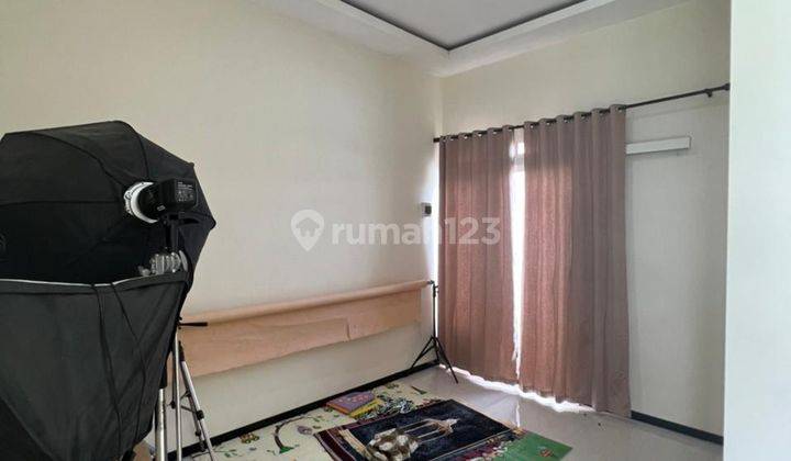 Rumah Murah Banjararum Singosari Malang Dijual Cpt B.u SHM 2 Lt 2