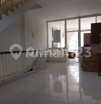 Green lake city ruko siap pakai untuk usaha gudang ada lift 2