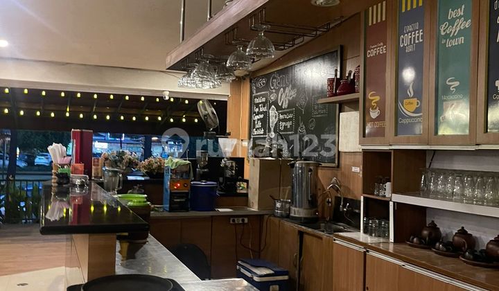 Rumah Full Renovasi Semi Furnished