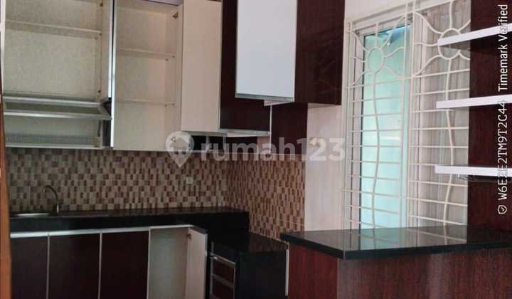 Rumah Bagus Siap Huni Dekat Mall & Tempat Ibadah 2