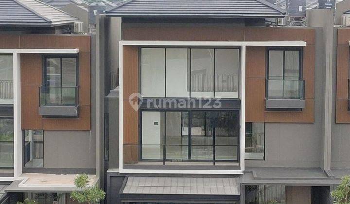 Rumah di BSD dekat Gerbang Toll Jor 3 1