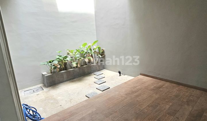 For Sale Fast Brand New Corner 2-Story Cluster Cosmo The Icon BSD 2