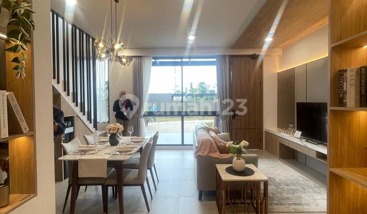 Pov : Lokasi Terbaik Suasana Tropis, Arsitektur Elegan - Rumah 2 Lantai Type 6 Hoek Vireya Cluster Lynelle Bsd City