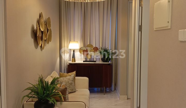 Ready to Move Rumah Hoek 2 Lantai Ex Rumah Contoh Full Marmer Full Furnish Pasadena Residence (Tropis) Paramount Gading Serpong