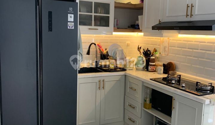 Dijual Rumah 2 Lantai Semifurnish Cluster Alicante Gading Serpong