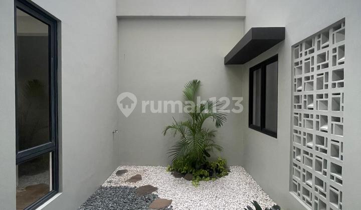 Dijual Cepat Rumah Hoek 2 Lantai Siap Huni Rapih dan Siap Huni Cluster Greenwich BSD Tangerang Dijual Cepat Rumah Hoek 2 Lantai Siap Huni Rapih dan Siap Huni Cluster Greenwich BSD Tangerang