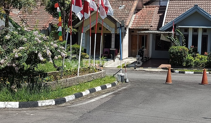 Rumah Siap Huni Dalam Komplek Cijerah 2