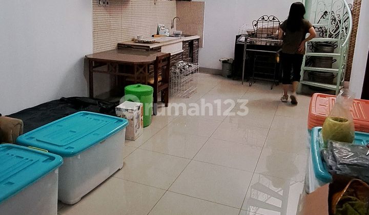 Rumah Sejuk Dalam Komplek Antapani 2