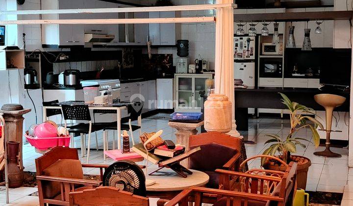 Rumah Dalam Komplek Sayap Pasteur 2